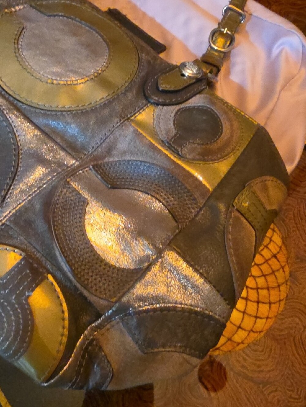 Coach MIA Patchwork Circle Leather Tote in Olive and Black - Picture 13 of 14